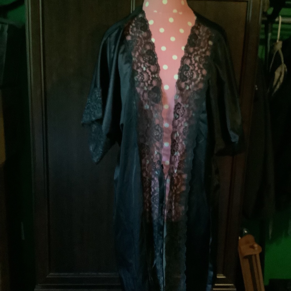 Women’s Avon Black Lacy Negligee/Robe Size L - Picture 4 of 15